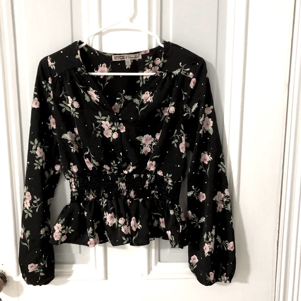 Gypsies and Moondust silky flower print black long sleeve blouse size small